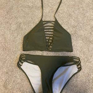 Green bikini set
